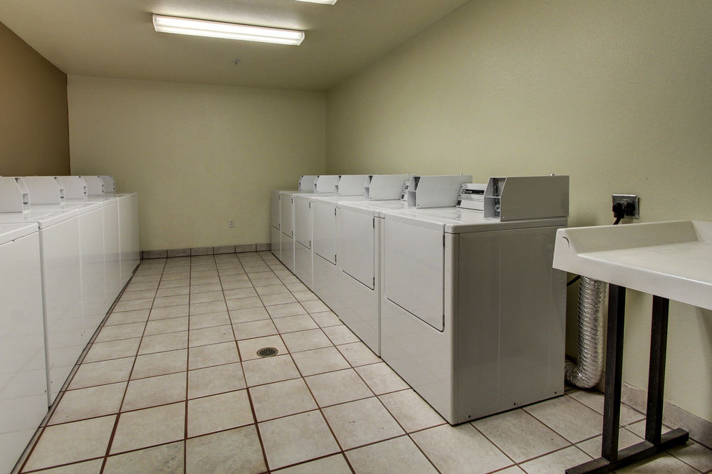 InTown Suites Extended Stay New Orleans LA - Metairie