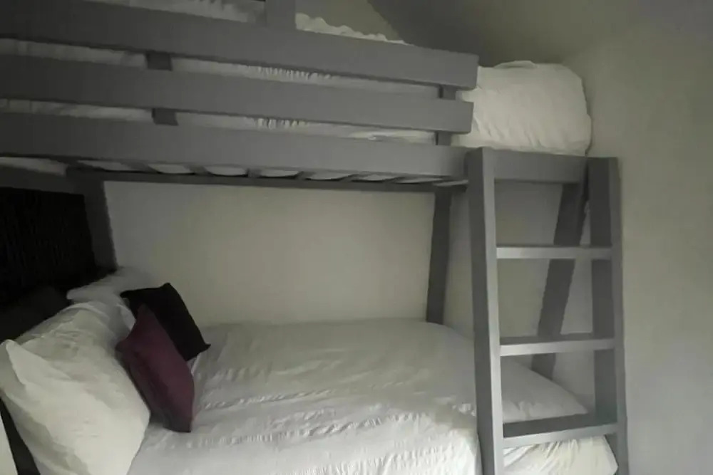 Shantalla West Cork Farmhouse With Hot Tub & Sauna