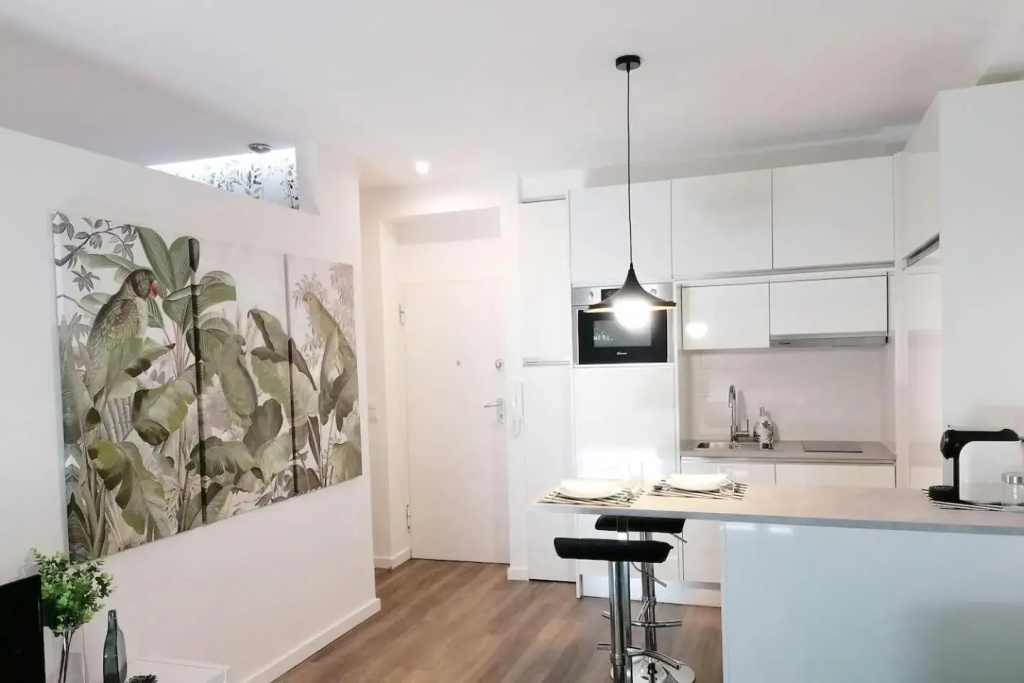 Window Garden Apartment