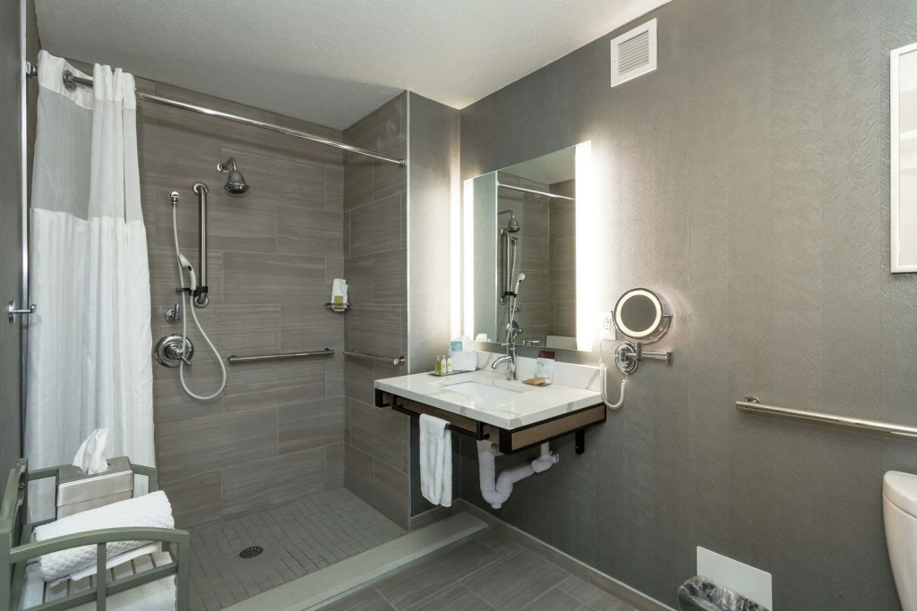 Doubletree by Hilton Harrisonburg