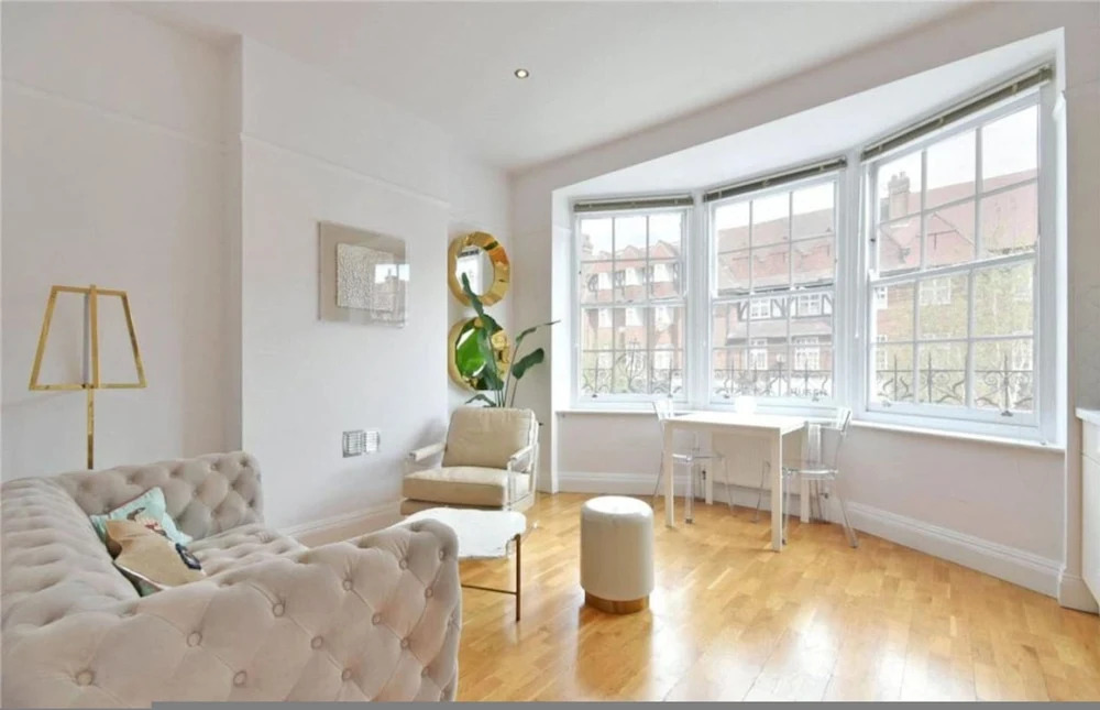 Luxury 3-bed Huge Garden Great Transport Links