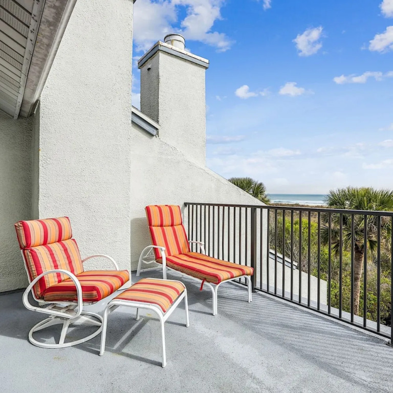 Oceanfront 3BR Luxe New Rental