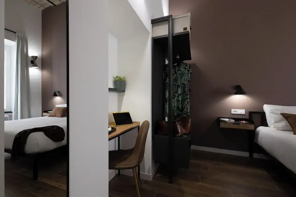 Style & Stone Guest House