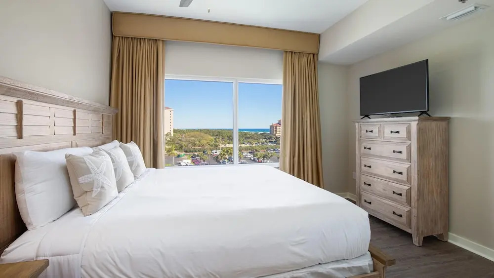Luau I 6501/6503 - flr5 - 2BR 2BA - (6)