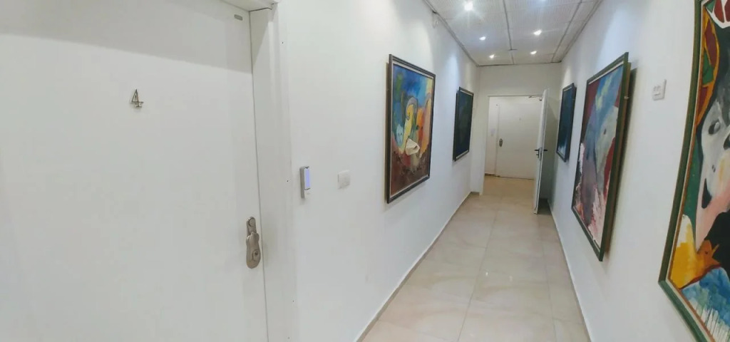 Begin19 Apartments & Hostel