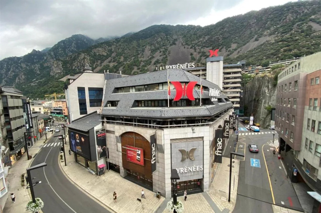 Somriu Hotel City M28