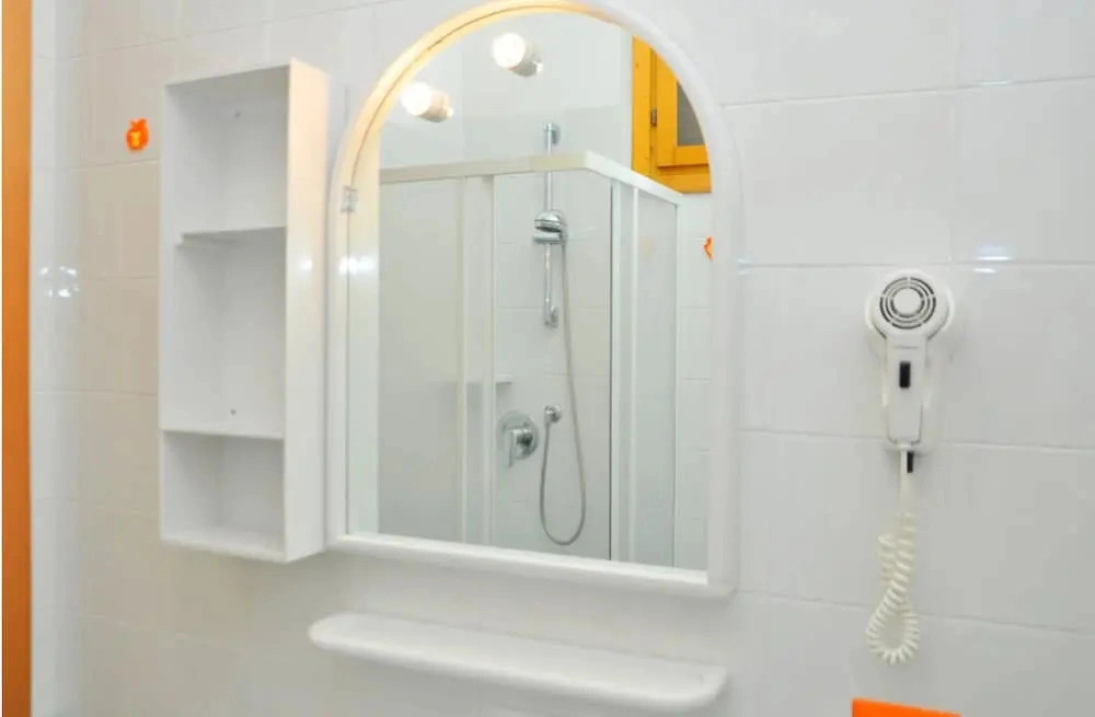 Peaceful Flat With big Balcony - Beahost