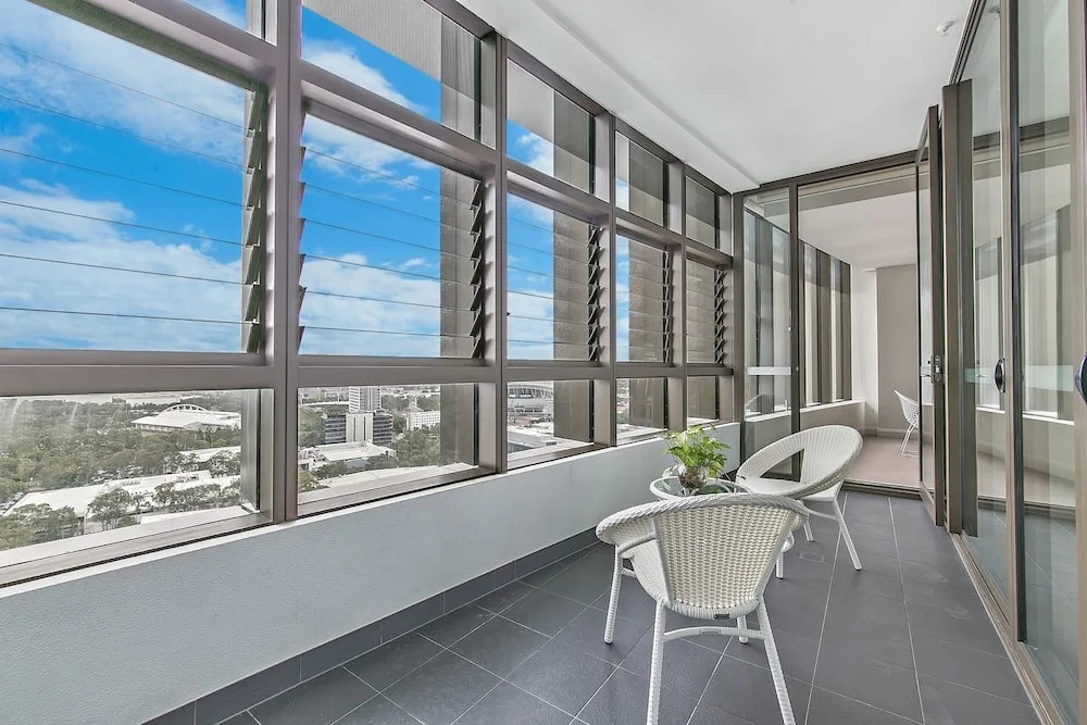 Olympic Park 2bed2 Bath High Level View Nop007-24