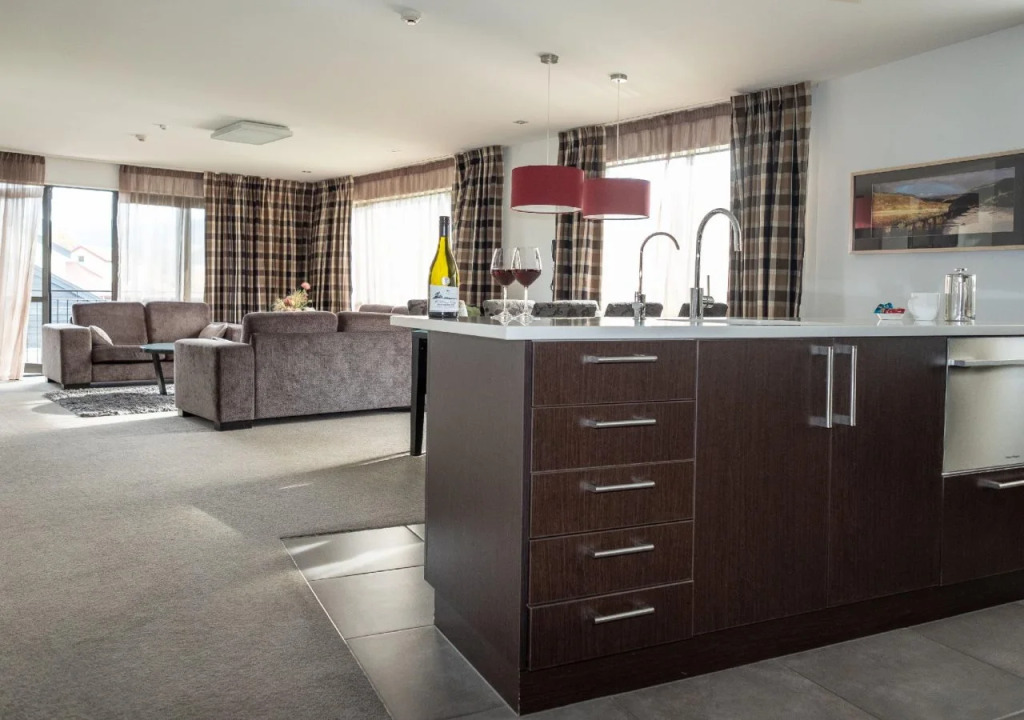Village Lake Luxury Apartments