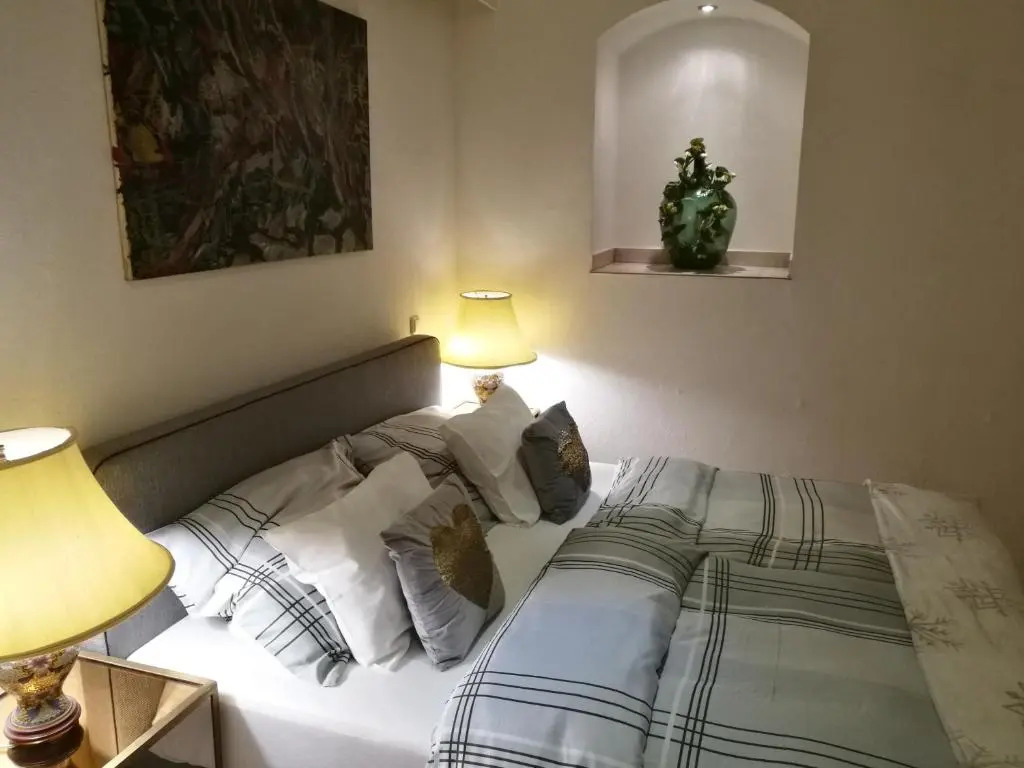 Gästezimmer & Apartment Mayrhofer