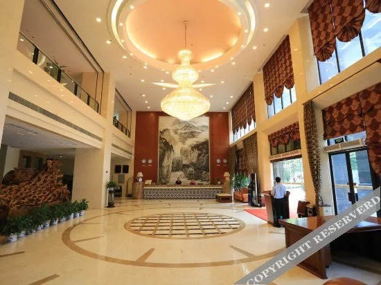 Chongqing Xueyuan Building Hotel (Daping Times Tianjie Xietaizi Subway Station Branch)