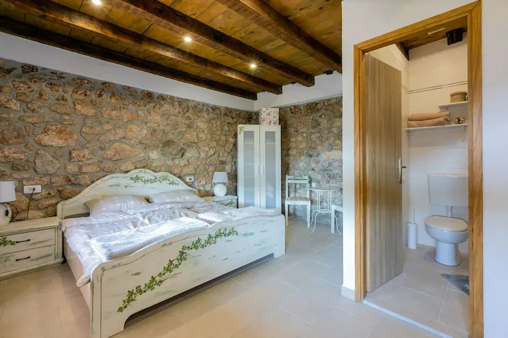 Villa Romantic