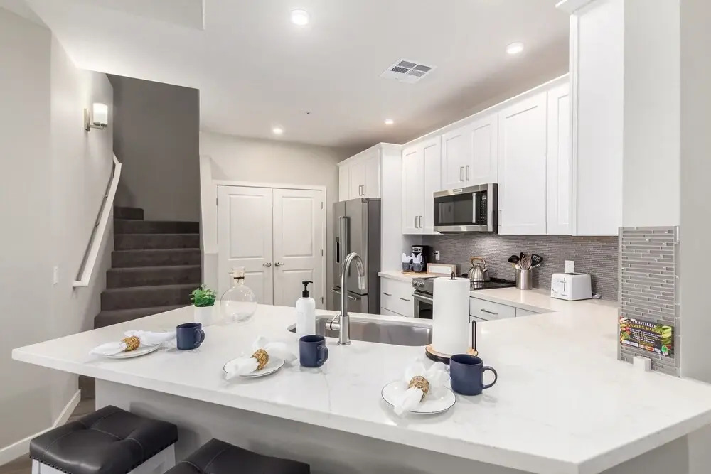 Queen Creek #460 3 Bedroom Condo by RedAwning