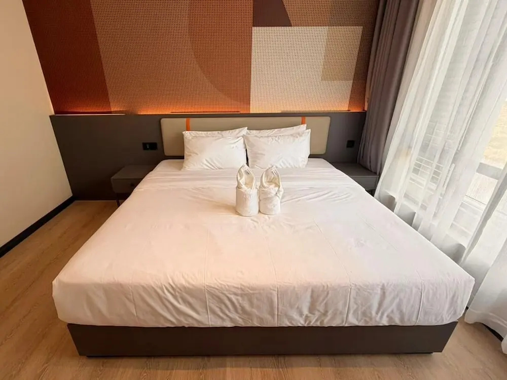 I-Fly Hotel