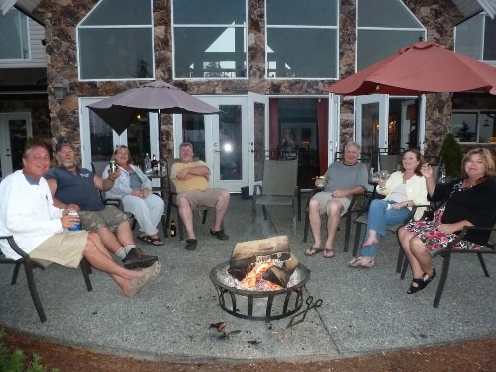 Two Eagles Lodge
