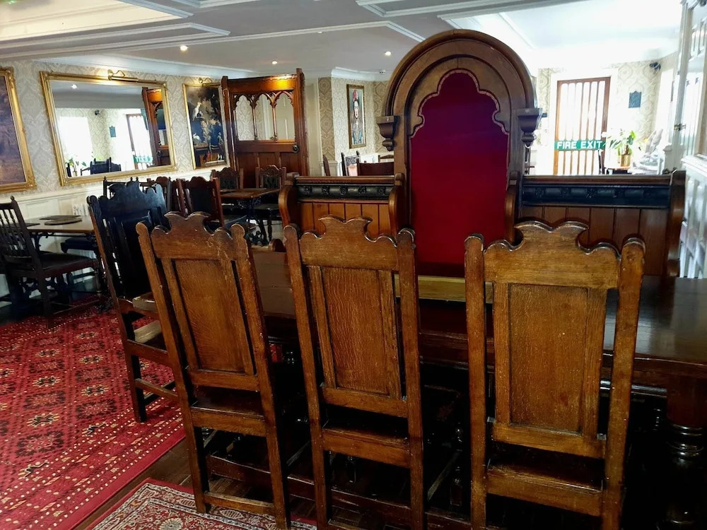 Rose Tor Hotel
