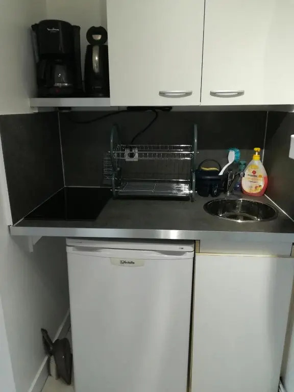 Le Petit Chalet -Appartement proche de la vieille ville , du centre ville et du Tram- PETIT DEJEUNER OFFERT