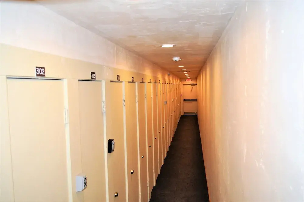 Snowflake 1 Bed plus Den 2 Bath