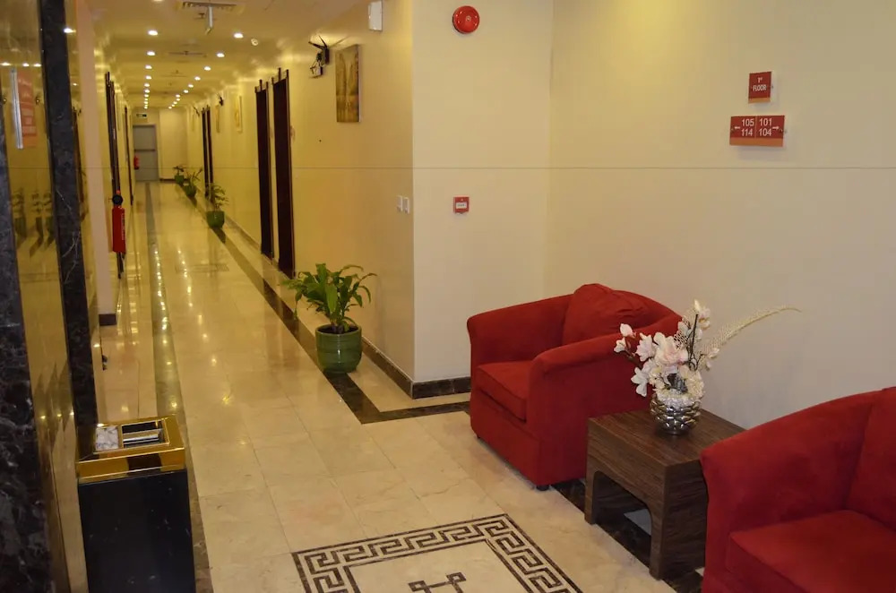 Diamond Suites