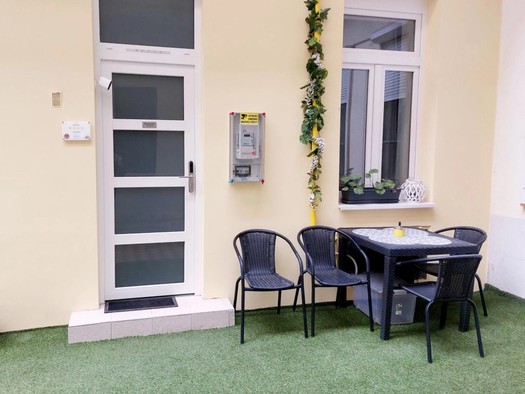 B2 apartman, mert neked a legjobb jár!