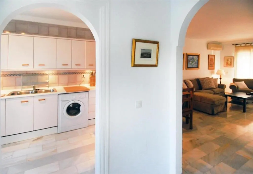 Lovely apartment in peaceful area