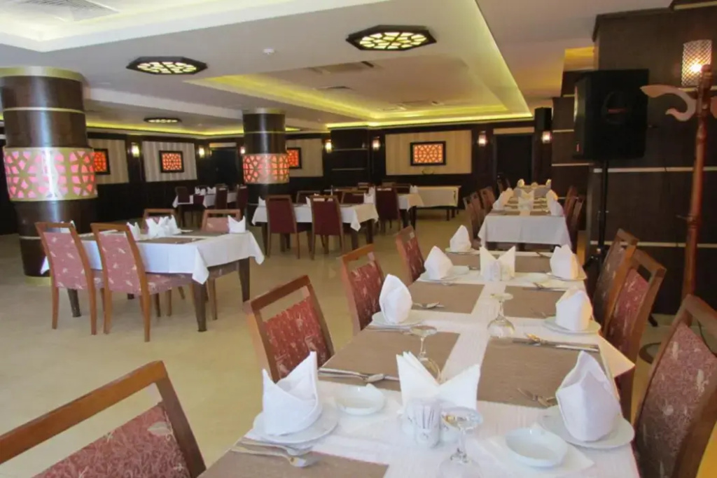 Noble Hotel