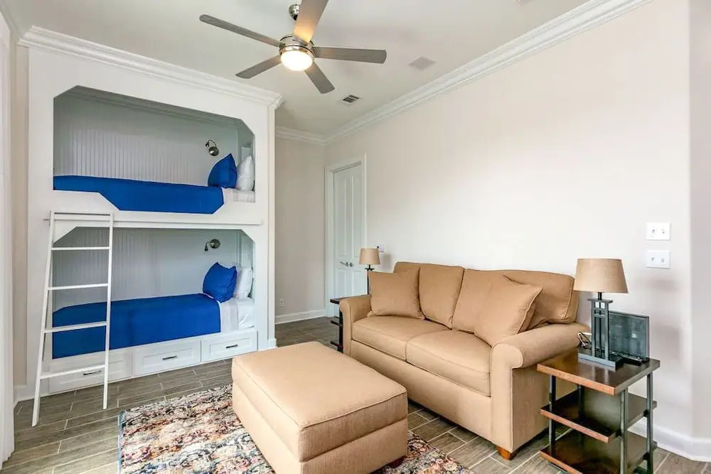 137 Palmilla Circle Condo Unit 303