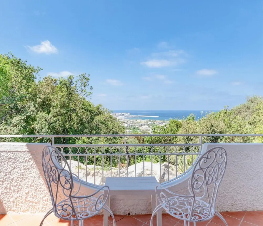 Villa With 4 Bedrooms in Forio, With Wonderful sea View, Private Pool, Enclosed Garden