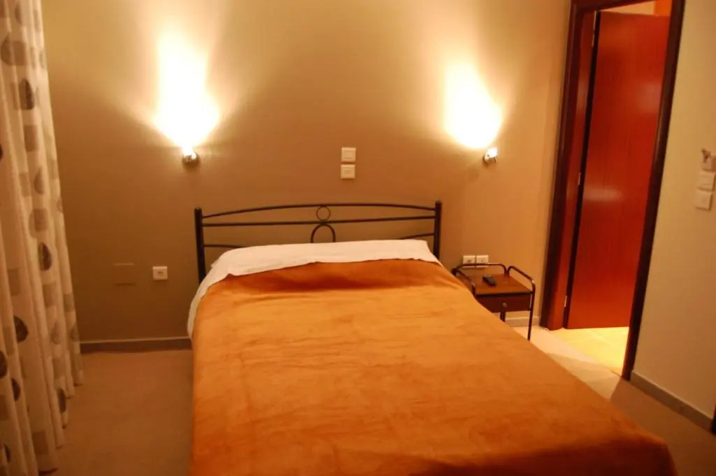Hotel Antirriο