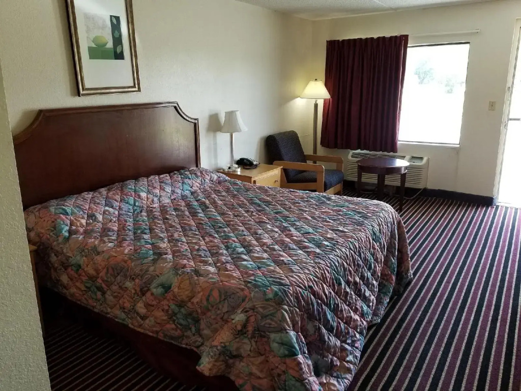 American Inn Chesapeake - Portsmouth