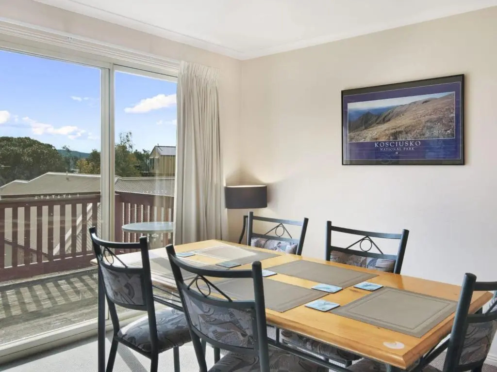 Beloka 7 - 2BR Townhouse l Lake Views l Spa Bath l WiFi