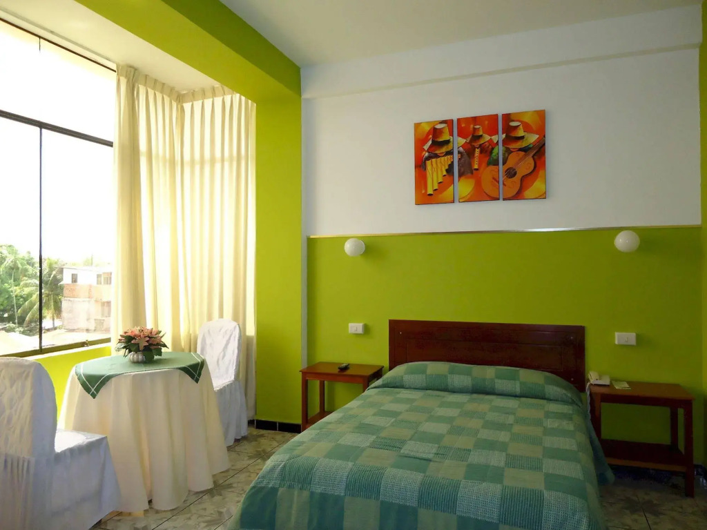 Hotel Pueblo Verde