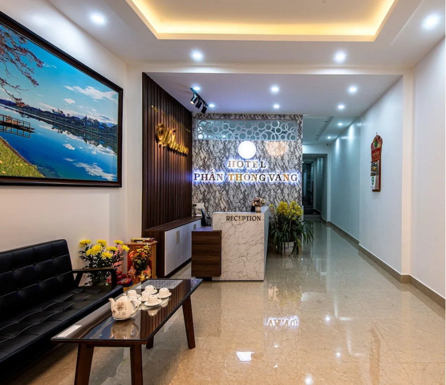 Phan Thong Vang Hotel