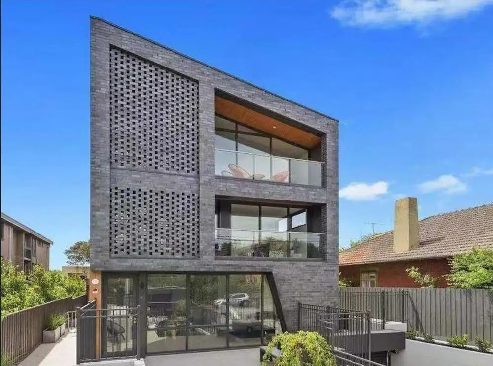 106*Modern Prestige*3-Storey New Establishment