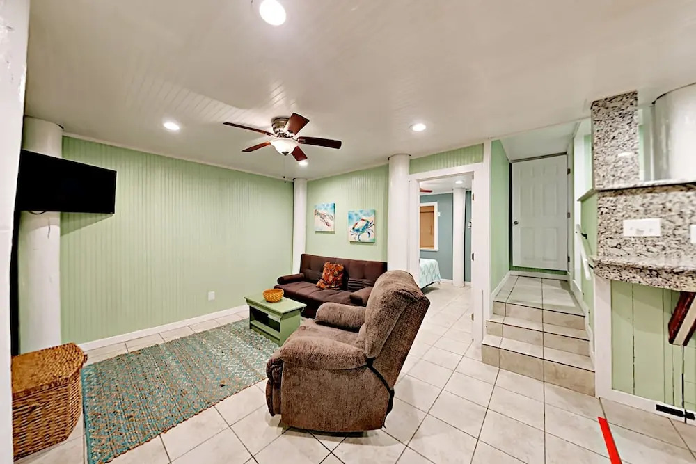 Paradise Hideout - One Bedroom Townhome
