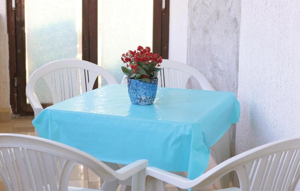 Nice Home in Okrug Gornji With Wifi and 2 Bedrooms