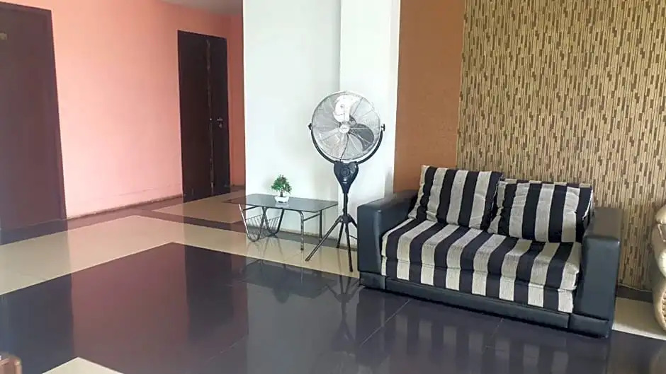 OYO 91266 Markoni 18 Guest House