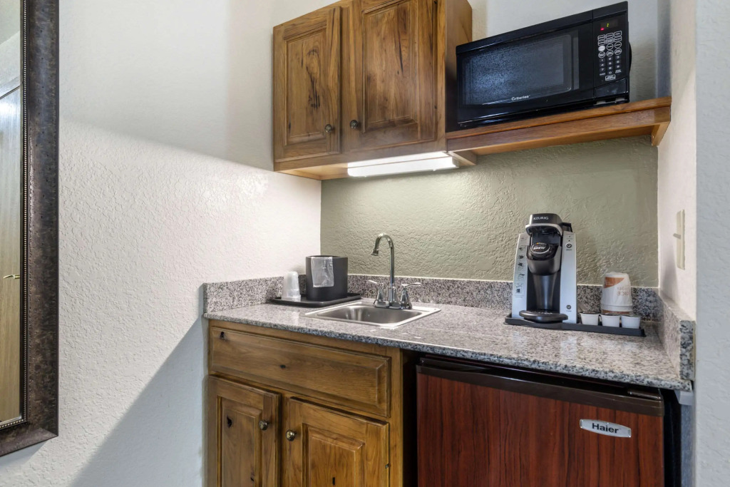 Comfort Inn & Suites Mt Rushmore
