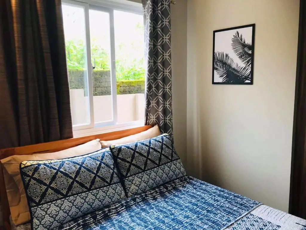 PHILGLO CONDOTELS DOT ACCREDITED Furnished 2 Bedroom at Central Apartments