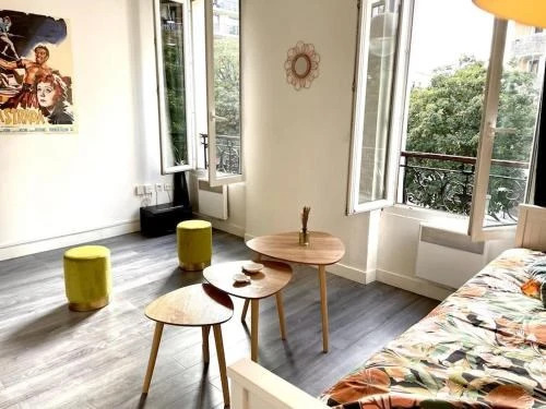 Charming Studio with Two Balconies