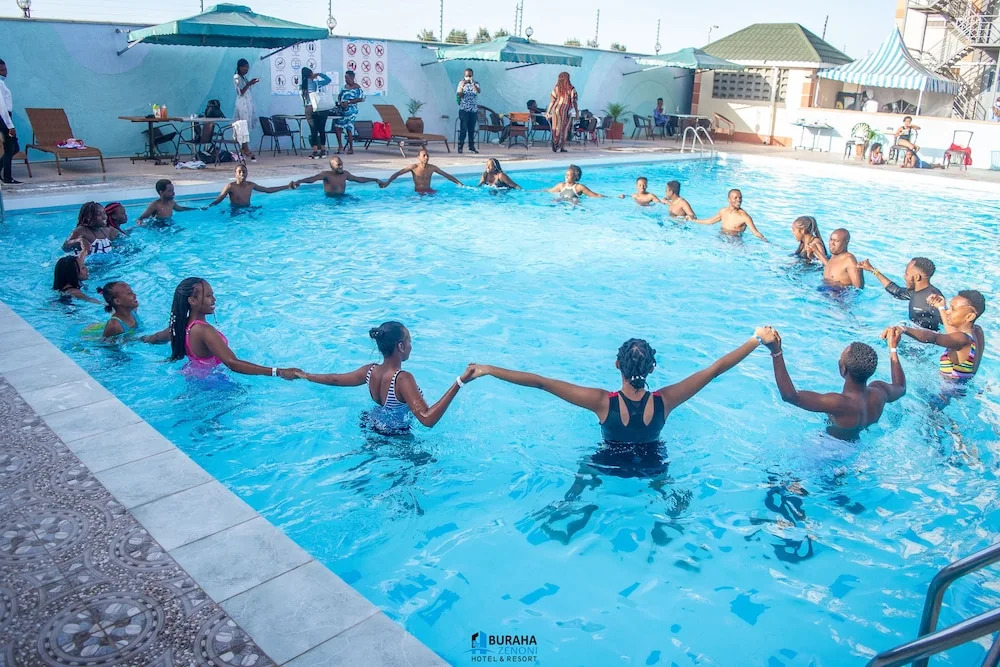 Buraha Zenoni Hotel and Resort