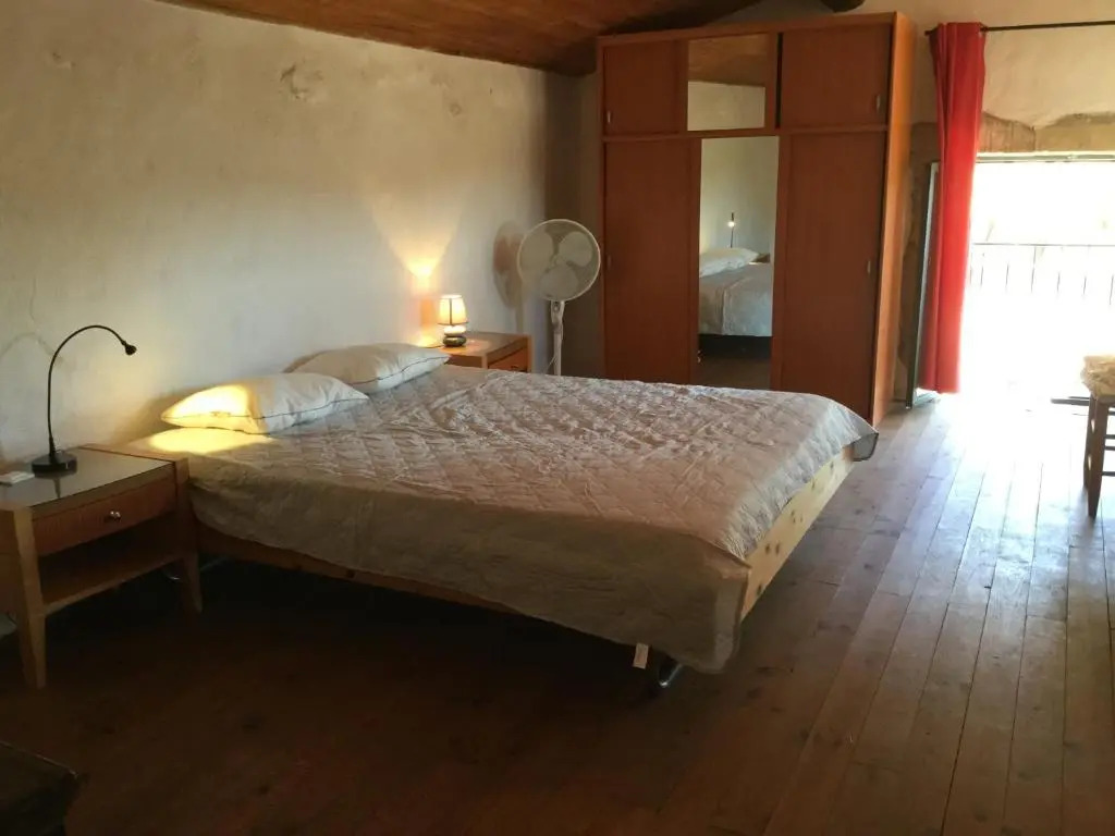 Ferme provençale traditionnelle avec piscine privée, dans un site naturel exceptionnel en campagne de Maussane les Alpilles, 8 personnes, LS1-314 MARCA