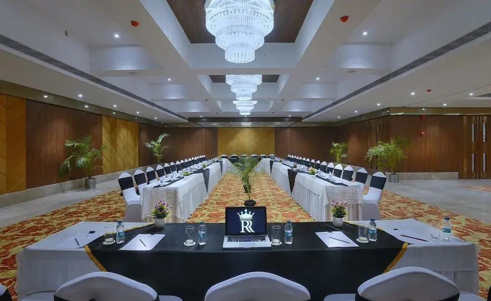 Golden Tulip Agra