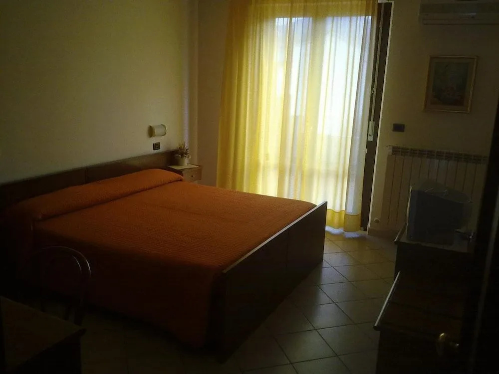 Albergo Shine
