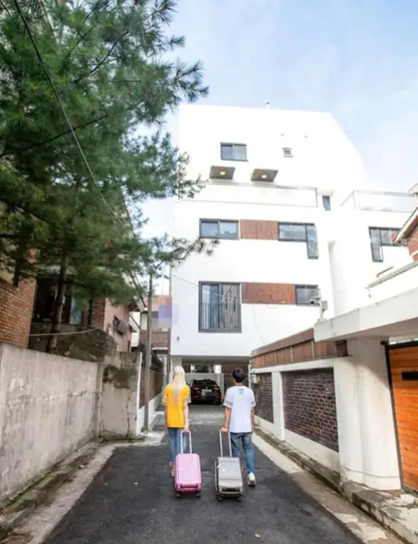 Kuki House