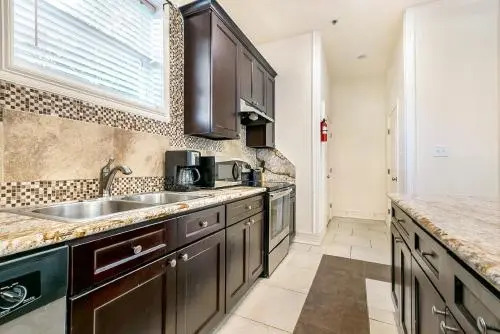 Spacious 3BR/2.5BATH Condo in Great location