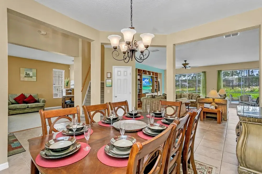 Belfry Villa 458 Davenport