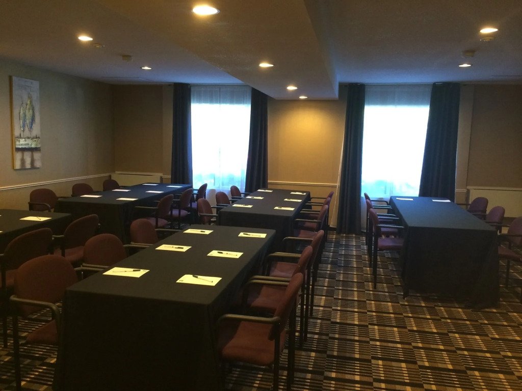 DoubleTree by Hilton St. Johns Harbourview