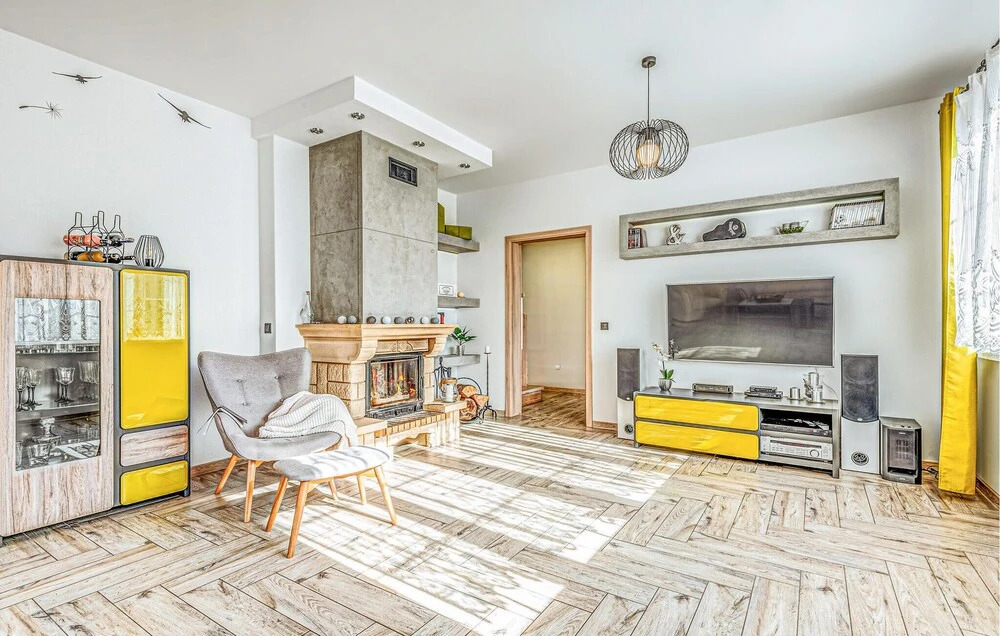 5 Bedroom Stunning Home In Grzybowo