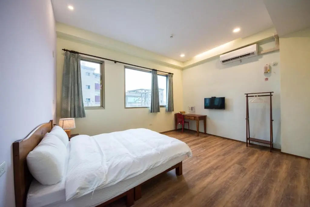 7-113 hotel